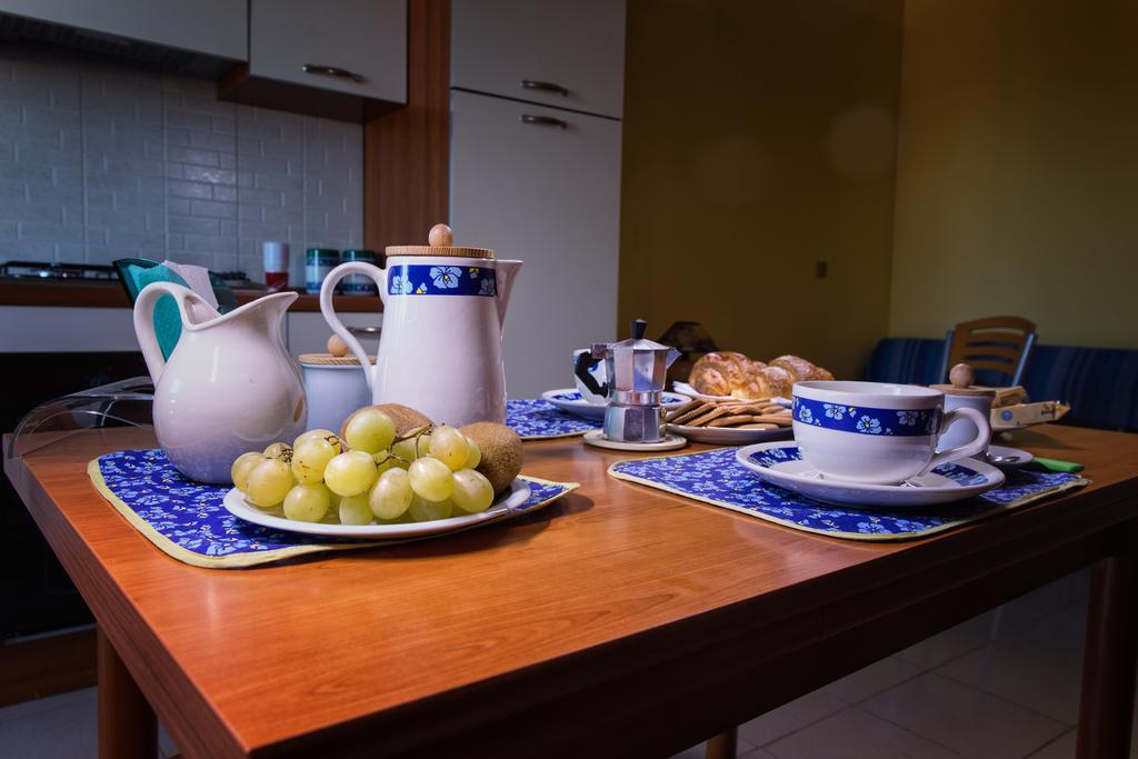 Joanne B&B Canicattini Bagni Buitenkant foto